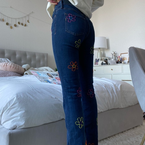 Jeans - Picture 6 of 6